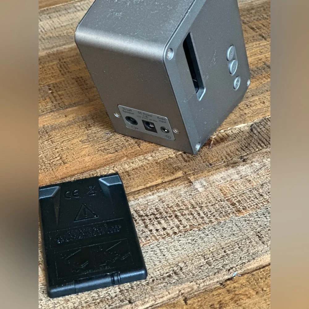 Bose computers music monitor 1 speaker with remote